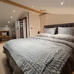 Luxury New Blue Moon Porec